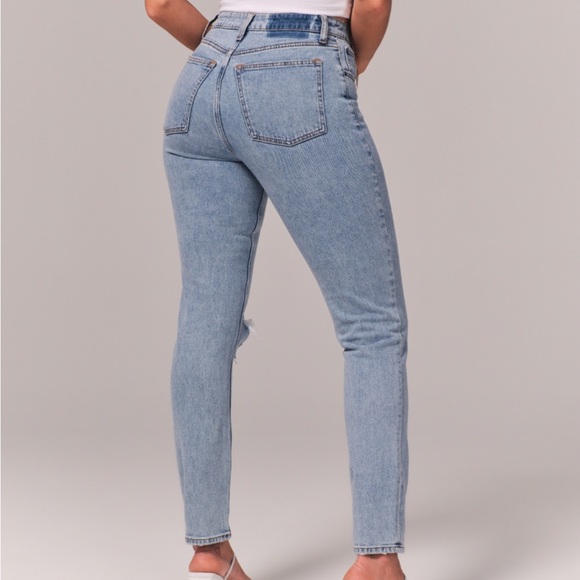 NWT Abercrombie Curve Love The Skinny Jeans - Picture 9 of 9